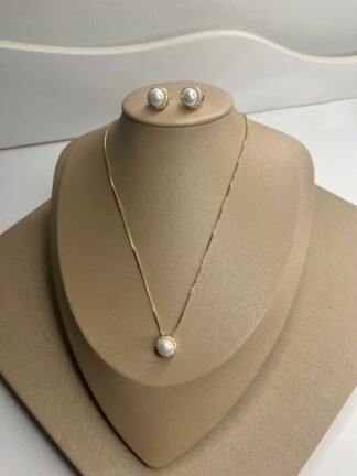Conjunto brinco e colar pérola